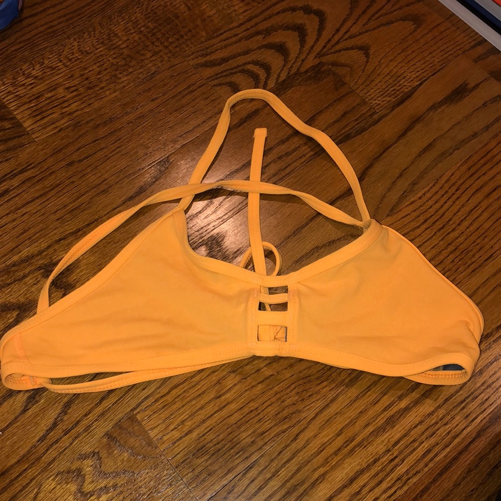 Jolyn top